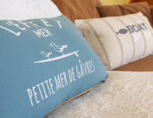 coussin-gite-gavres-domaine-des-trois-rivieres-merlevenez