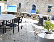 terrasse-gite-scorff-domaine-des-trois-rivieres-merlevenez